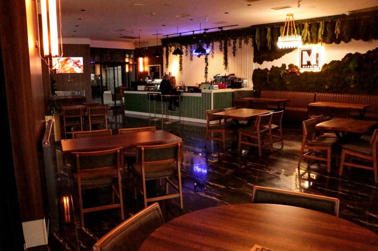 B&C Hotel Atakum エクステリア 写真