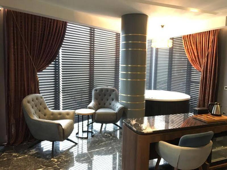 B&C Hotel Atakum エクステリア 写真