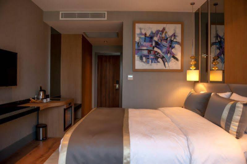 B&C Hotel Atakum エクステリア 写真