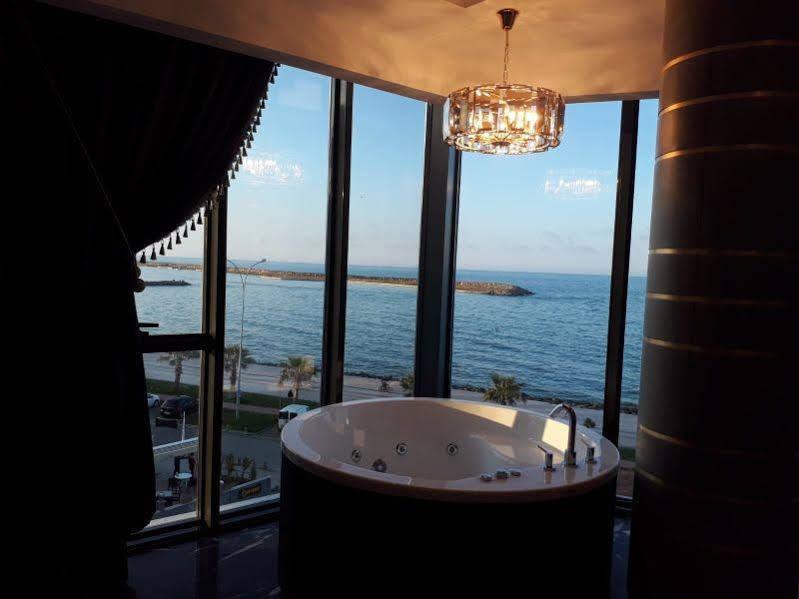 B&C Hotel Atakum エクステリア 写真